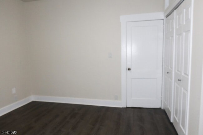 Building Photo - 89 Van Riper Ave