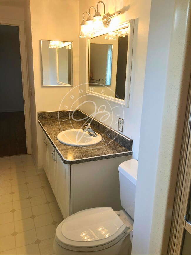 Building Photo - Beautiful 4-Bedroom Home in Lincoln Wood –...