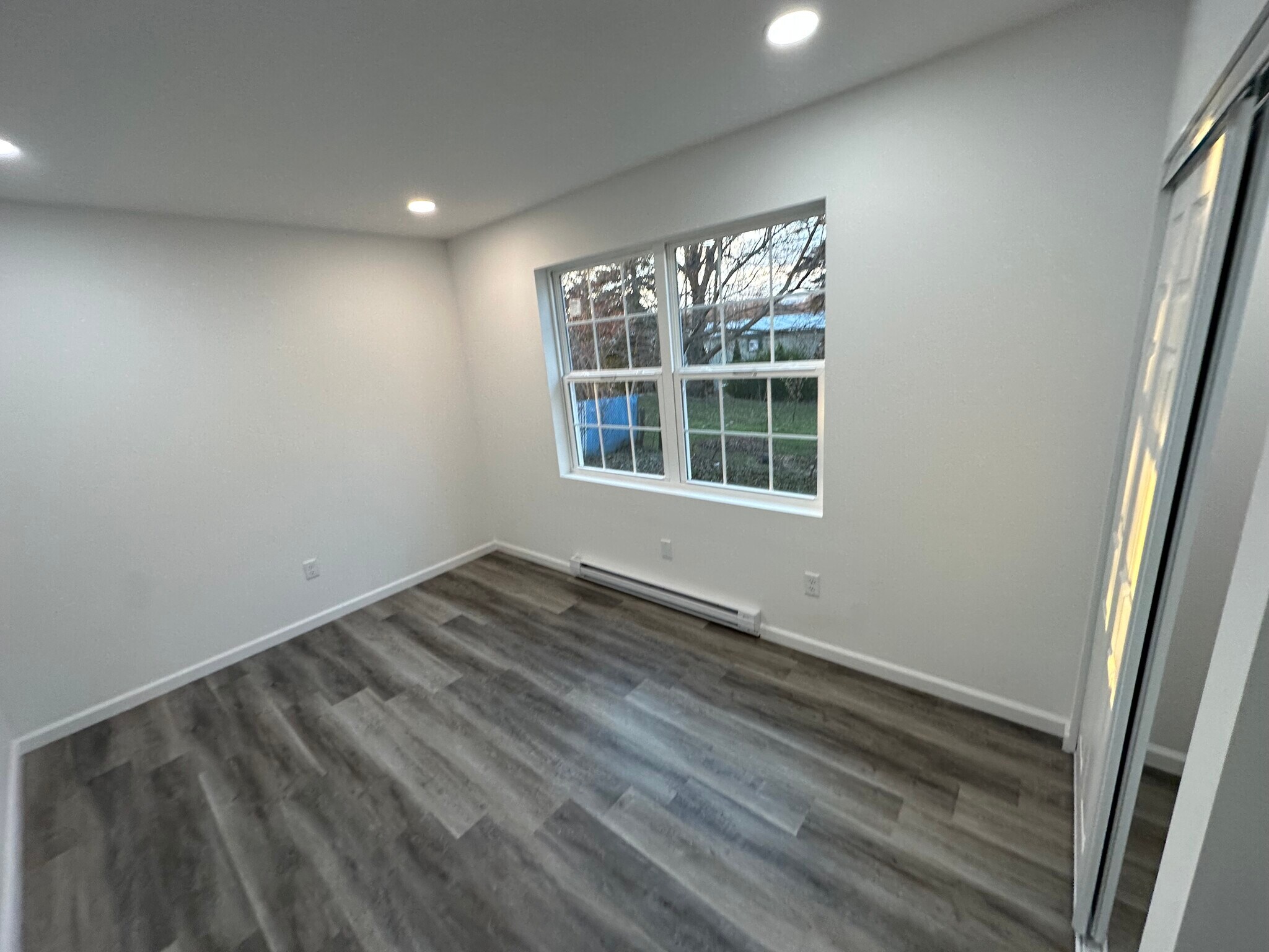 Building Photo - 316 Cherry St