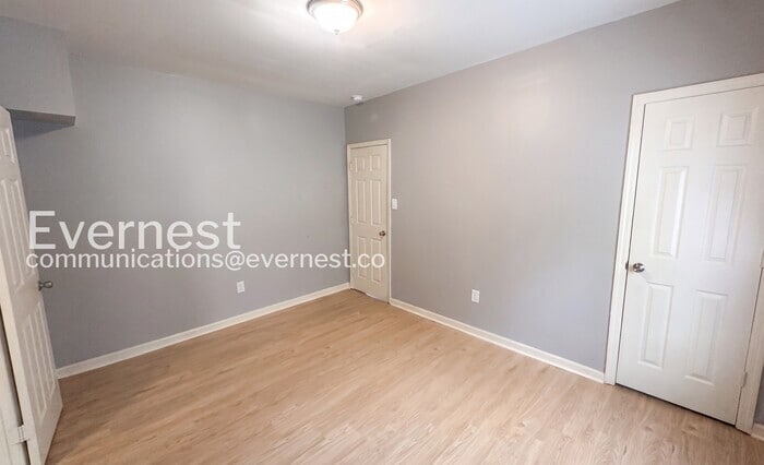 Building Photo - 630 77th St S