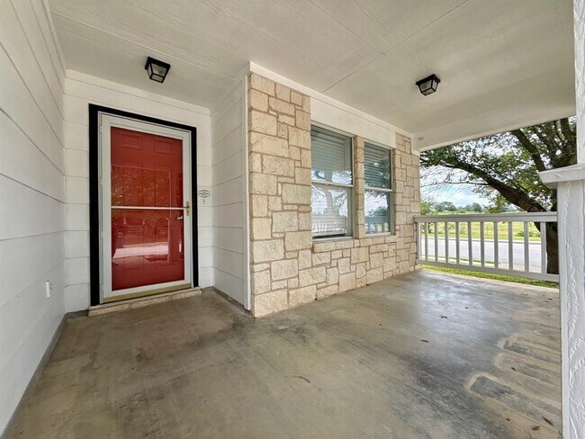 Building Photo - 15120 Arizona Oak Ln