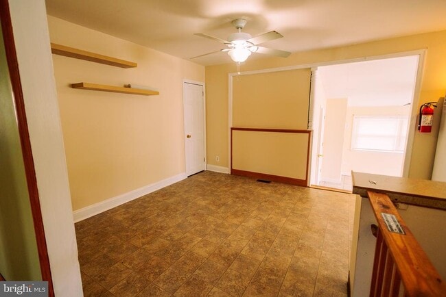 Building Photo - 222 MacClelland Ave