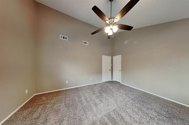 Building Photo - 9906 Dornoch Dr