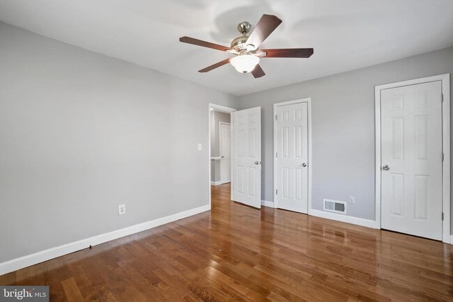 Building Photo - 10802 Blossom Ln