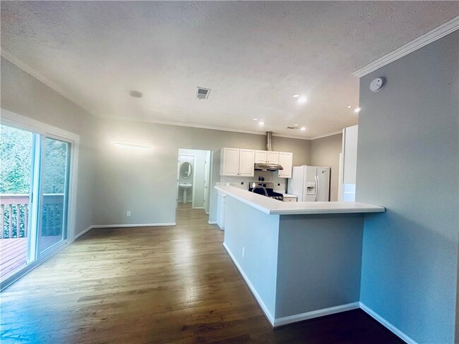 Building Photo - 9875 Lauren Hall Ct