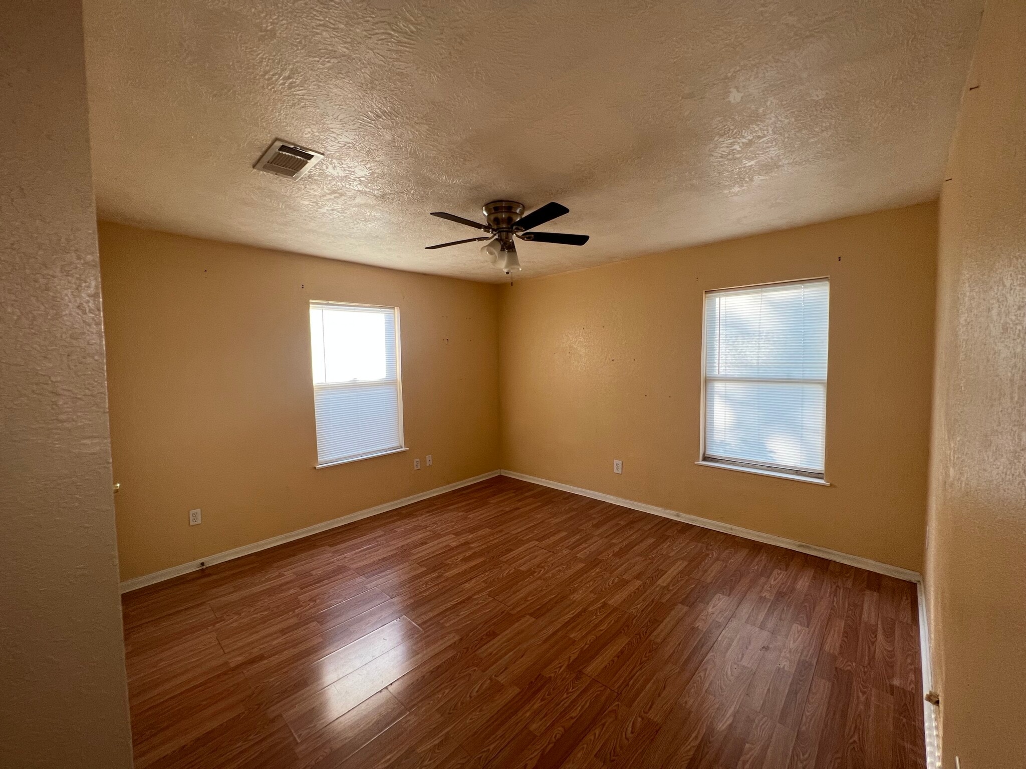 Building Photo - 8169 Garland St