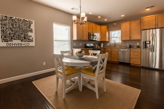 Building Photo - 3134 W 18th Ave