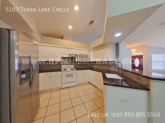 Building Photo - 5103 Terra Lake Cir
