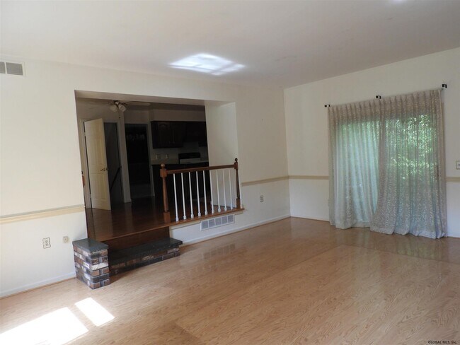 Building Photo - 401 Loudon Rd