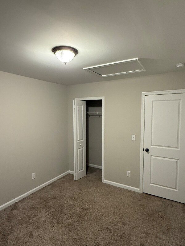 Building Photo - 1635 Hooper Court