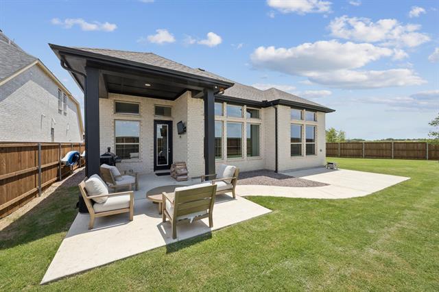 Building Photo - 2600 Lafayette Dr