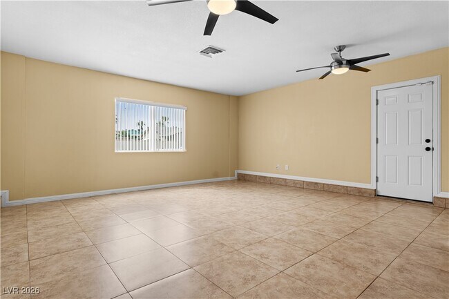 Building Photo - 3578 Anthony Dr