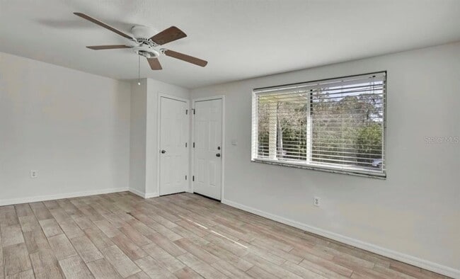 Building Photo - 12527 1st Isle