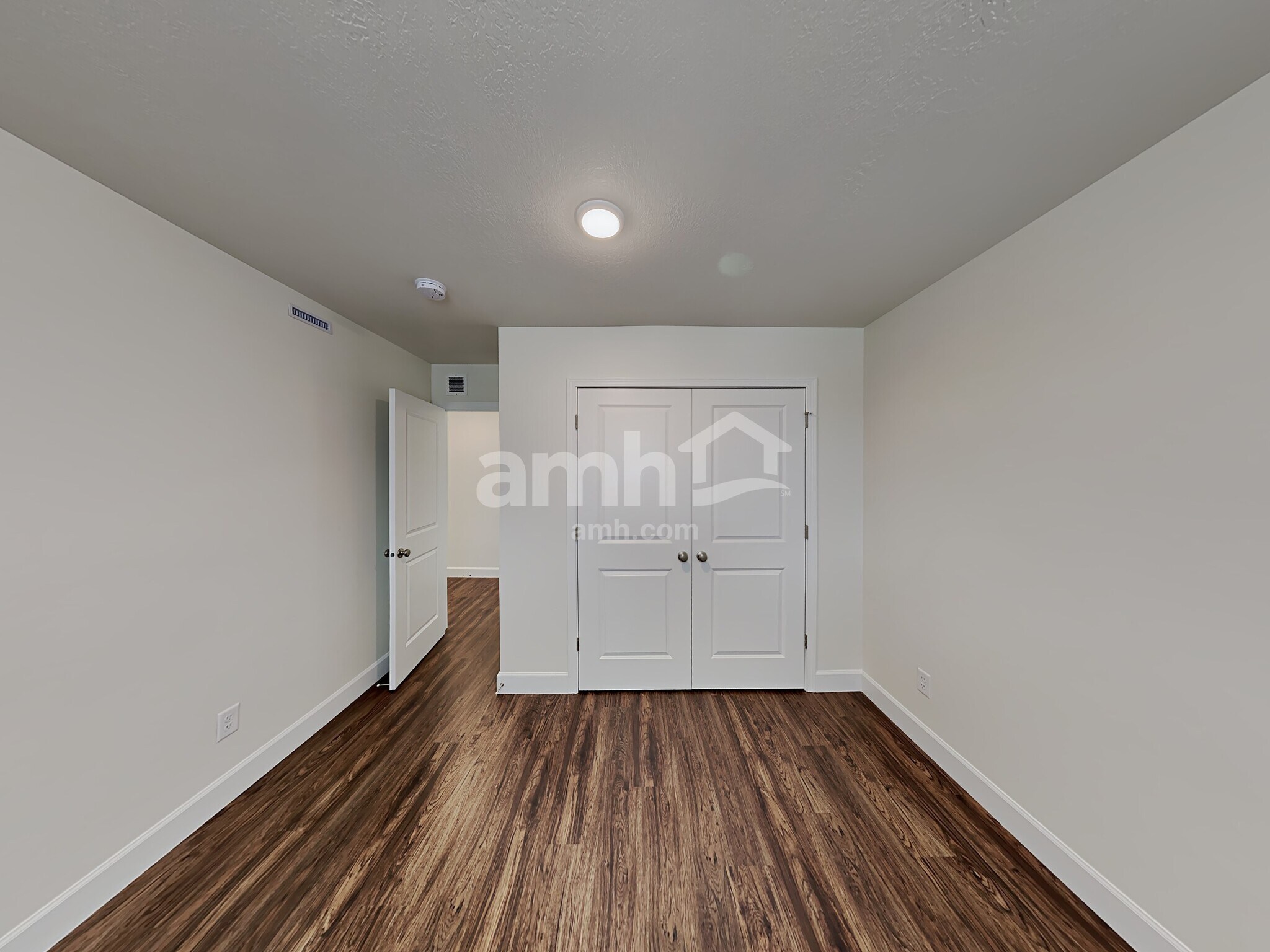 Building Photo - 2634 W 3340 S