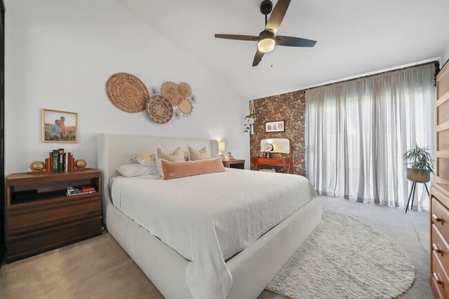 Building Photo - 51685 Avenida Herrera