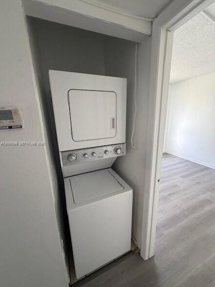 Building Photo - 20800 NE 8th Ct