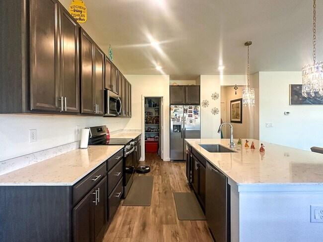 Building Photo - CORNER LOT! - DOVE VILLAGE PAIRED HOME 3bd 2.5ba 3,091sq.ft. Built in 2023 FOR RENT