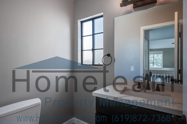 Building Photo - 3 BR/ 2.5 BA 1360 SQFT Otay Ranch / Chula ...