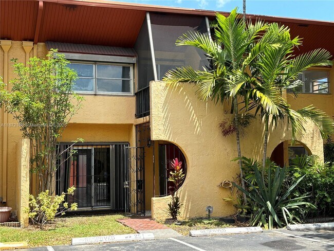 Primary Photo - 13725 SW 84th St