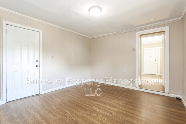 Building Photo - 93 N Broadway