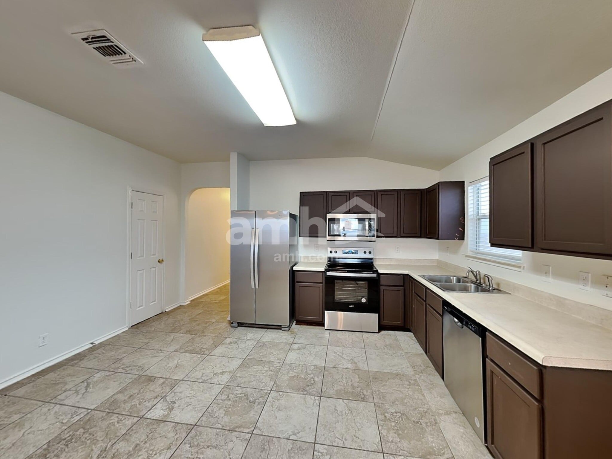 Building Photo - 6918 Shelbyville Ct