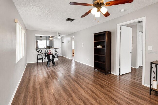 Building Photo - 3683 Trophy Blvd