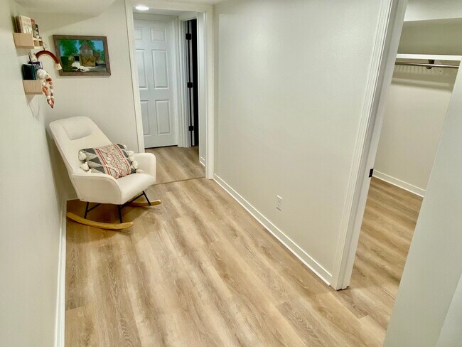 Building Photo - 5203 France Ave S