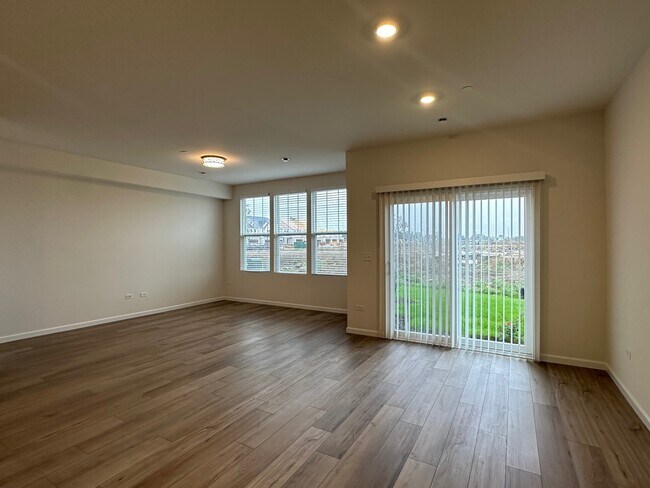 Building Photo - 2204 Horseshoe Cir