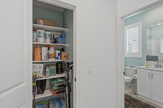 Building Photo - 2081 Acara Cir