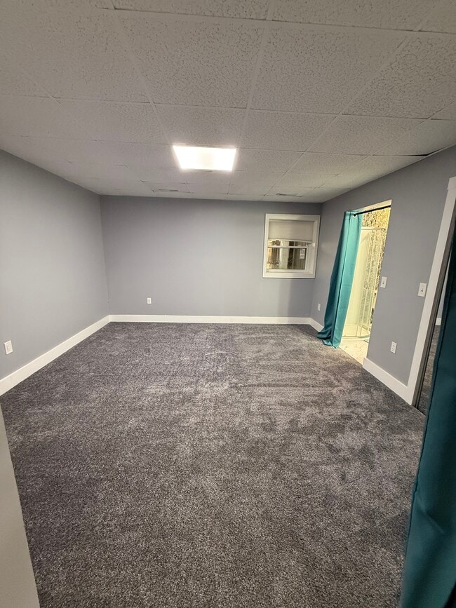 Building Photo - 4711 Highview Ct