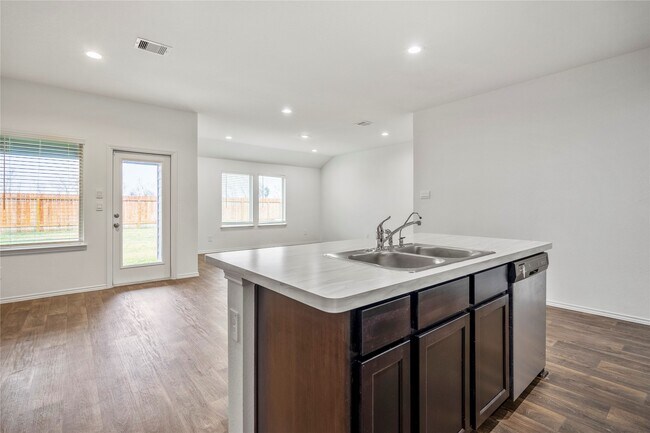 Building Photo - 5315 Cherry Tallow Trl