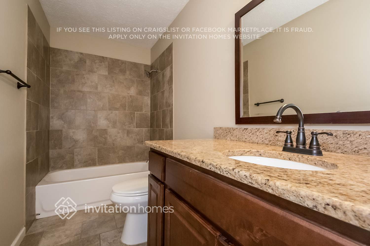Building Photo - 204 Sunnybrook Ct