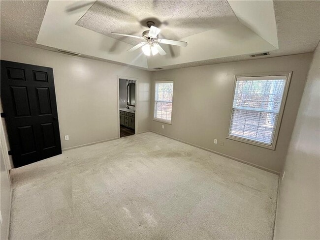 Building Photo - 138 W Fork Way