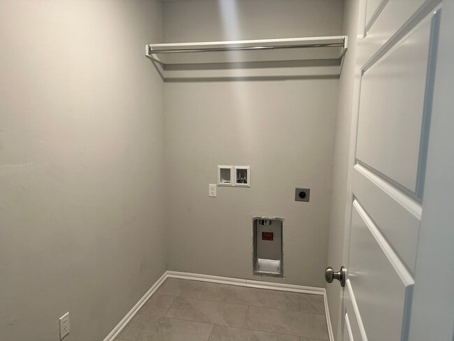 Building Photo - 1st Month Free!