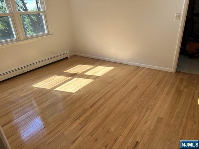 Building Photo - 63 N Farview Ave