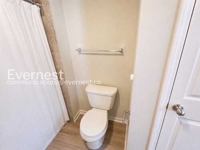 Building Photo - 1538 Persimmon Trce