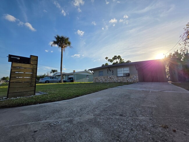 Building Photo - 13315 Neptune Dr