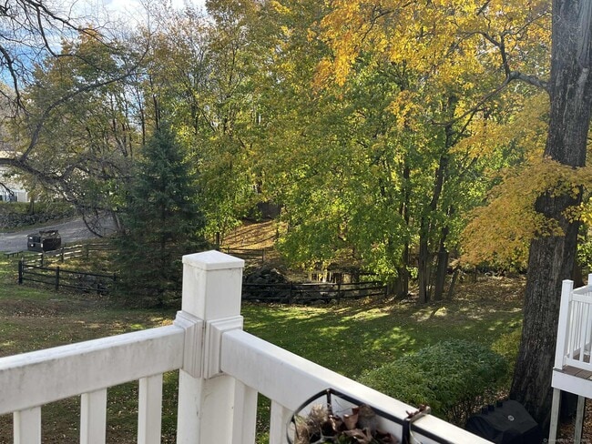 Building Photo - 2 Cook Close