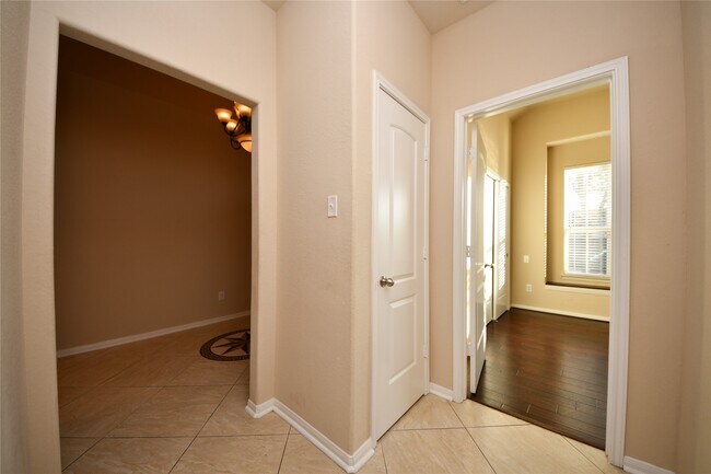 Building Photo - 19003 Piper Hill Ln