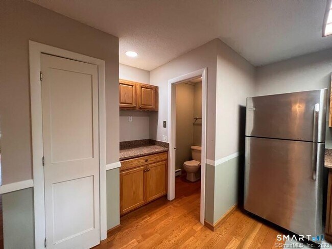 Building Photo - 223 Flanders Rd