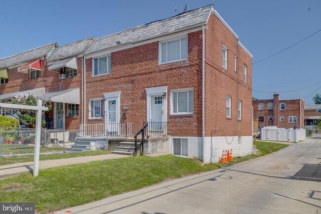Building Photo - 4100 Colborne Rd