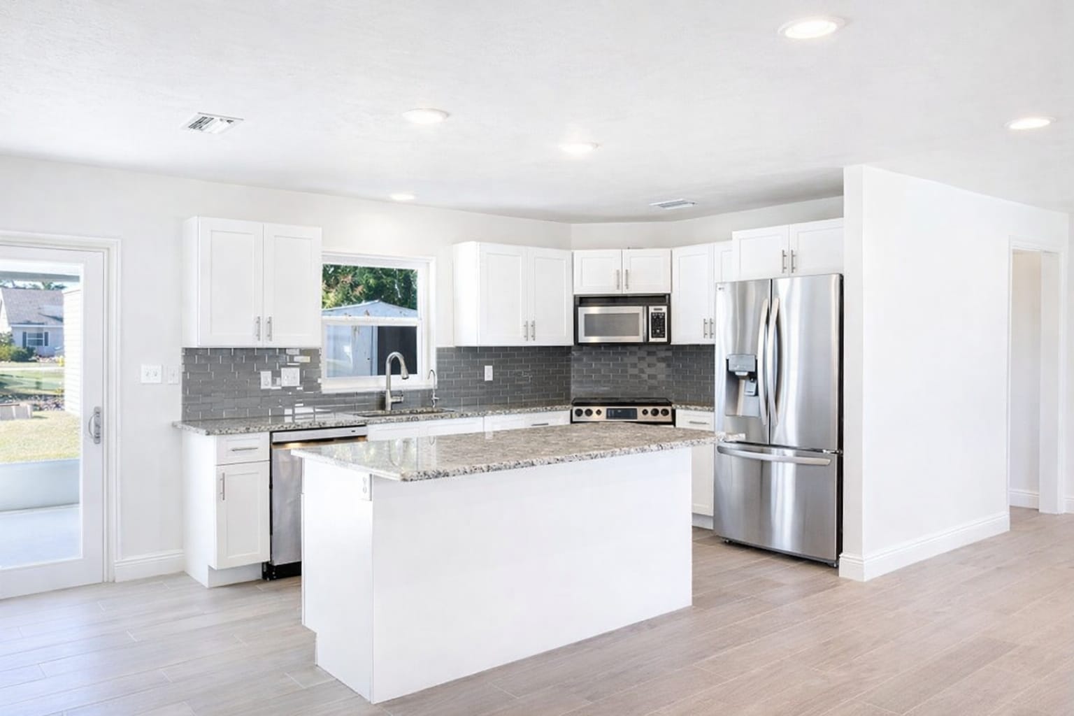 Building Photo - 7171 Drake Dr