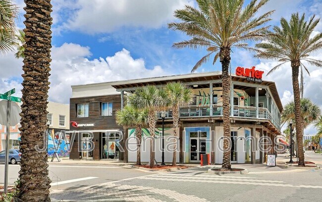 Building Photo - 1328 6th Ave N