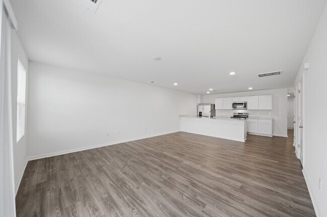 Building Photo - Modern Comfort in a Peaceful Newton Community This newly built 3-bed, 2.5-bath townhome blends mo...
