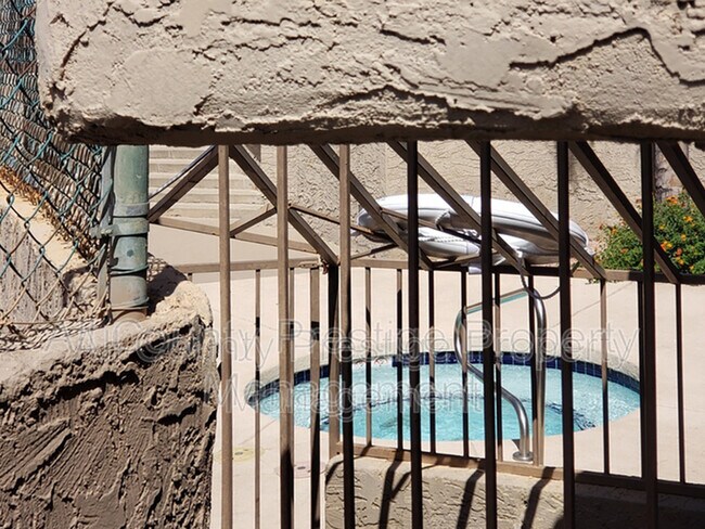 Building Photo - 4554 E Paradise Village Pkwy N