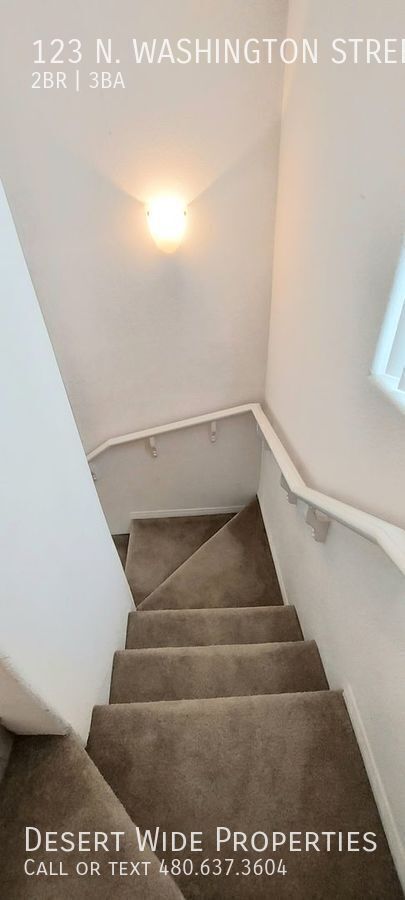 Building Photo - 123 N Washington St