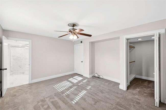 Building Photo - 159 Elysian Way NW