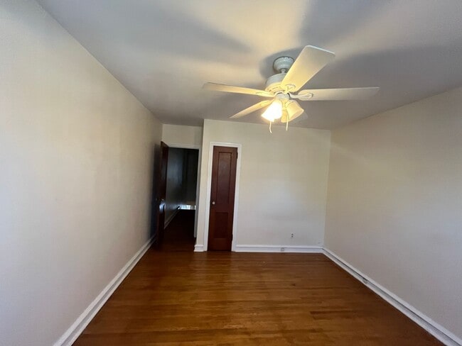 Building Photo - 3337 Disston St