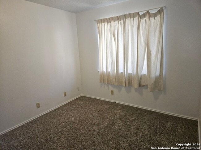 Building Photo - 5319 Ashbury Dr