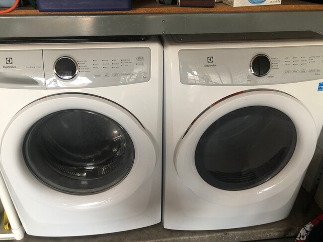 Building Photo - 4336 E Pearce Rd